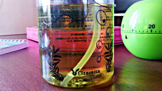 Гидрофильное масло Natural 90% Olive Cleansing Oil от Elizavecca - тщательное очищение без вреда для кожи
